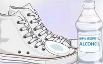 白球鞋怎么清洗才不会变色？