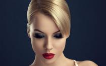 化妆小窍门解决脱妆烦恼