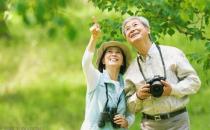 老人外出旅游必备常识