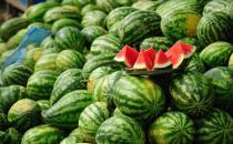 水果也能美容 自制西瓜祛斑面膜