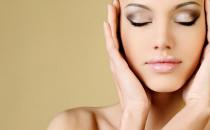 乱挤痘痘危害大 不如这样来试试