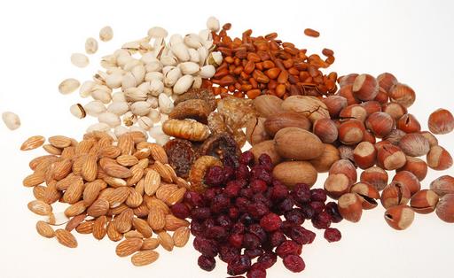 头发干枯掉发吃什么好?六类护发食物盘点