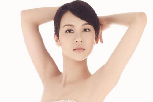 如何针对性去除脸上的痘痘