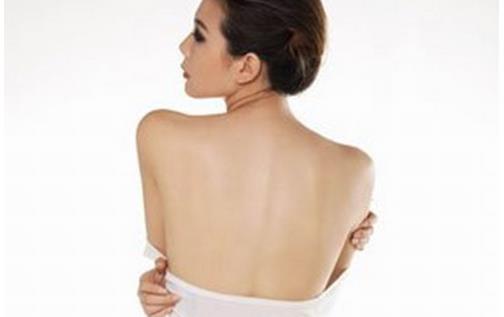 打造背影杀手 6招瘦背狂减脂