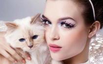 时尚猫眼妆眼线的画法