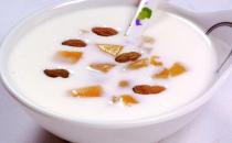 上班族零食应吃的健康 餐后喝酸奶润肠又减肥