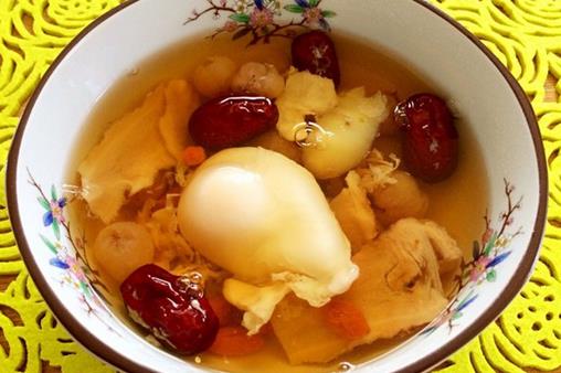 吃什么养颜补水?美容养颜的食物有哪些?