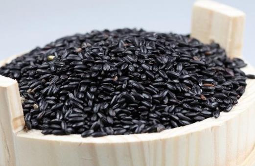 黑米营养餐助减肥抗老