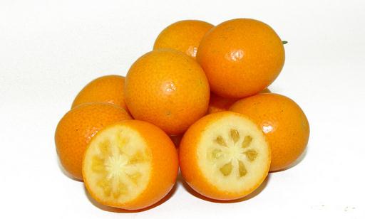 金桔富含营养 果皮果肉均可吃