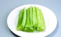 莴笋拌洋葱可安神助眠