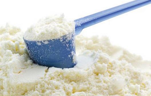 如何正确选择中老年奶粉?