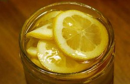 柠檬蜂蜜水的功效-360常识网