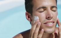 男士肌肤湿润不油腻的秘密
