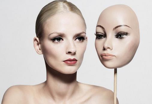 年末年会季 搞定不请自来痘痘肌