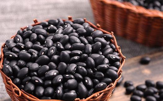 男性更年期吃什么好?女性更年期吃什么好?