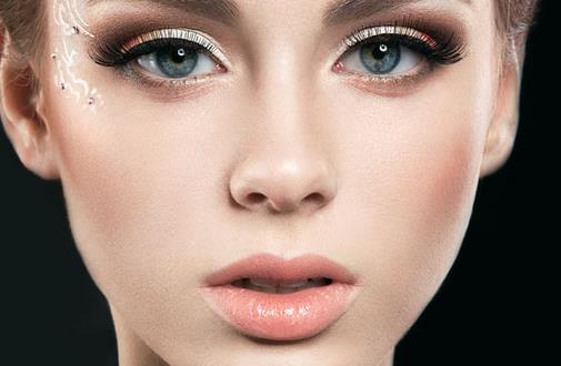 警惕！15个恶习悄悄让你育成痘痘肌