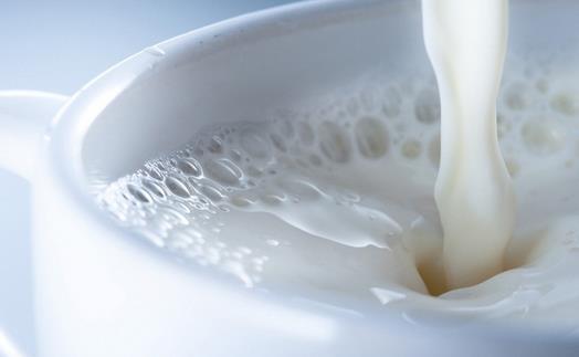 保质期短的牛奶更营养 教你学会买牛奶