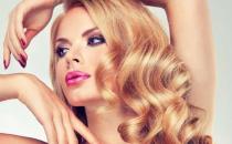 如何轻松修复头发分叉，让头发柔顺光彩