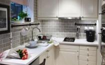 小户型厨房如何整洁的收纳餐具？