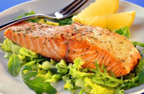 老人吃什么预防白内障？