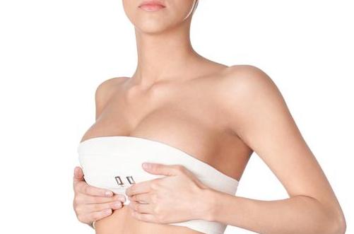 女性乳腺增生每天按摩治疗
