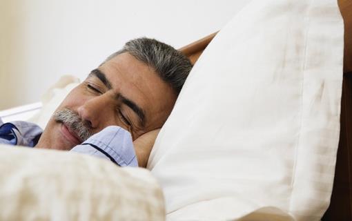 老年人嗜睡是什么原因造成