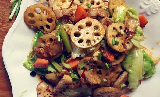 干锅莲藕鸡的做法是怎么样的?