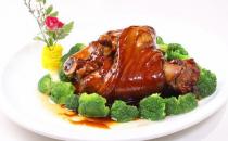 肘子烧鹌鹑蛋怎么做味道好？