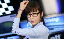 美容警惕：8个化妆误区 用力过猛变“假脸”