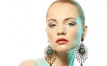 自测皮肤色调 教你如何选择彩妆产品