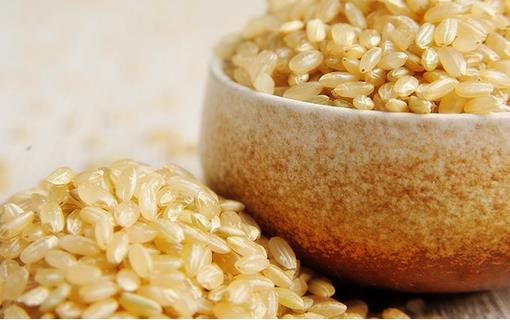 老人吃糙米有什么好处