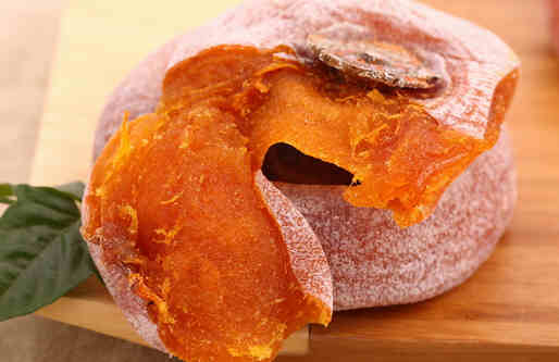 柿饼不能和什么一起吃