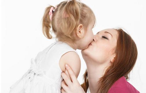 母婴之间亲吻沟通6个秘诀
