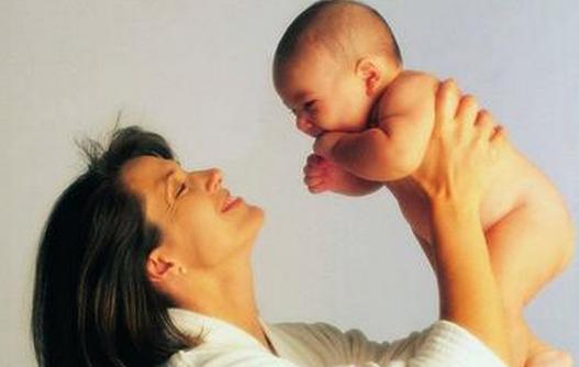 爱美女性产后如何穿高跟鞋