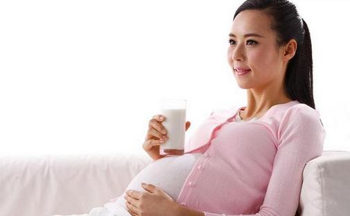 孕妇常喝奶胎儿补钙效果好