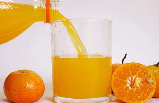 宝宝喝甜饮料易得7种疾病