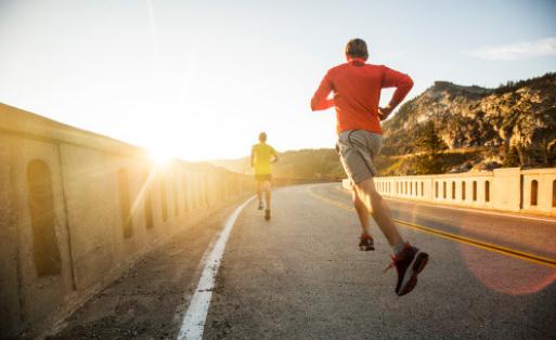 职场上“奉承”也要有技巧