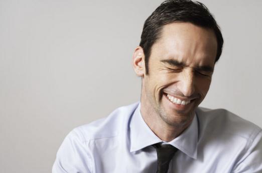 职场上男人比女人更容易信任同事