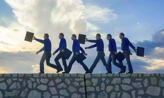 为什么这些“职场坏同事”更易升职?