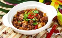 好吃的牛腩食谱大全 土豆牛腩煲的做法