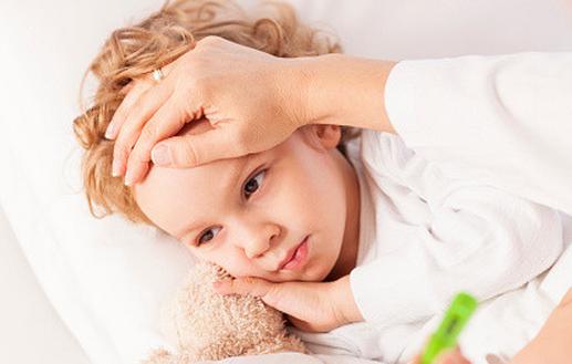 孩子发烧不用太紧张可增免疫力