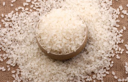 粳米是怎样的?吃粳米有什么好处?