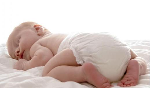让宝宝睡出“明星脸”的秘诀
