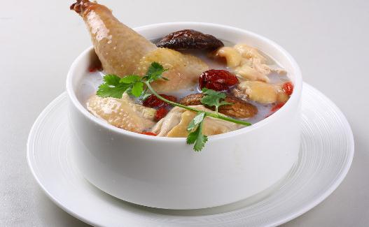 鸡汤有营养还是鸡肉更有营养?