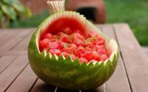 夏季吃西瓜有哪些注意事项