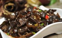 吃黑木耳的禁忌有哪些？