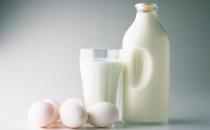 喝牛奶可预防阿尔茨海默病
