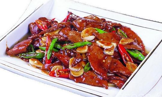 首页 饮食 烹饪技巧 正文 鱼香熘肝尖的做法 主料:猪肝.