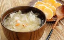 饮食养出好身体：香梨银耳羹的做法