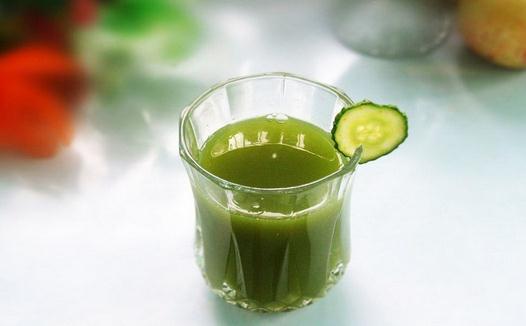 炎热夏季的降火养颜汤饮